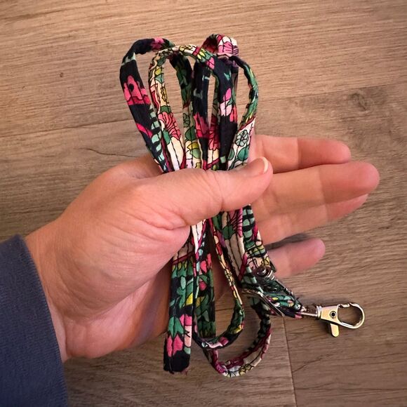 Vera Bradley Petal Paisley Pattern Thin Adjustable Crossbody Strap - Picture 3 of 4